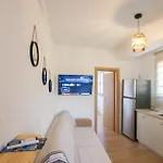 Vraxlida Living