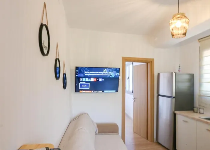 Vraxlida Living