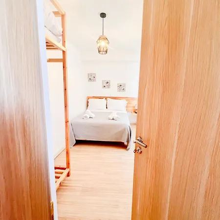 Apartment Vraxlida Living Himarë