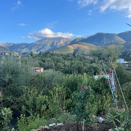 Apartment Vraxlida Living Himarë